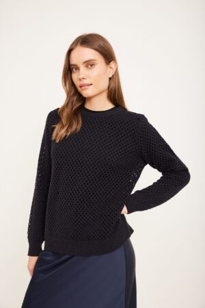 משקפי נשים אופנתיים, נוח ללבוש ולשדרג את ההופעה היומיומית.