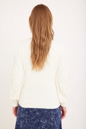 מעיל קרדיגן אלגנטי ונוח לנשים באורדמן, אופנה נוחה ללבוש ומושלמת לסטייל יומיומי.