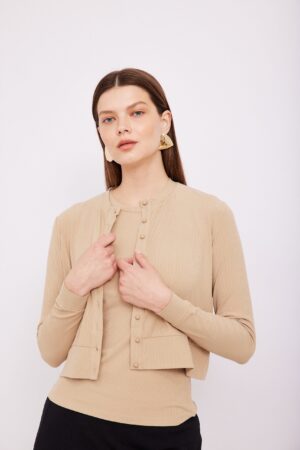 תרסיט חום נוח ללבוש, אופנה וקולקציה של אופנת אורדמן.