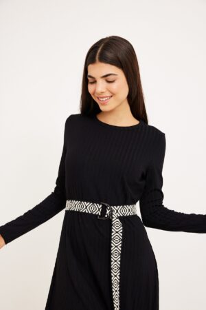 שמלת שפיצים ריבס