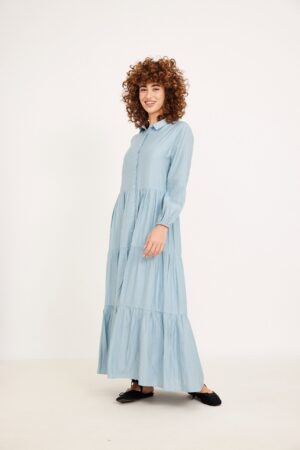 שמלת קומות מקומט תכלת