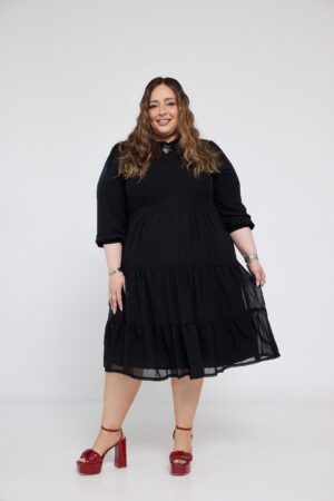 שמלת מידי שחורה עם פרחים לאירועים ואהבה לסטייל אופנה נוח ללבוש.