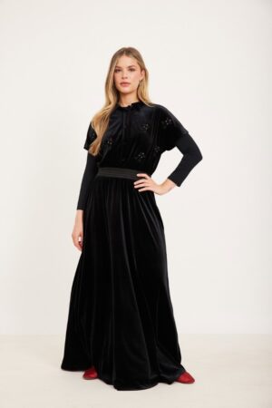 שמלת סרפן קטיפה פרחים רקמים