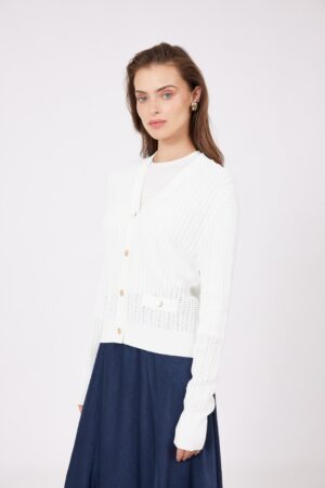 קרדיגן לבן חורים