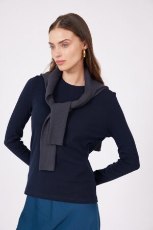 חולצת בייסיק כחול