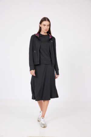 חצאית ספורט מנומר