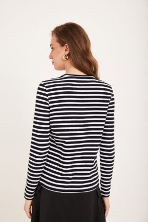 חולצת בייסיק פסים