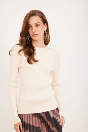 סריג בייסיק קרם