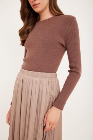 סריג בייסיק חום