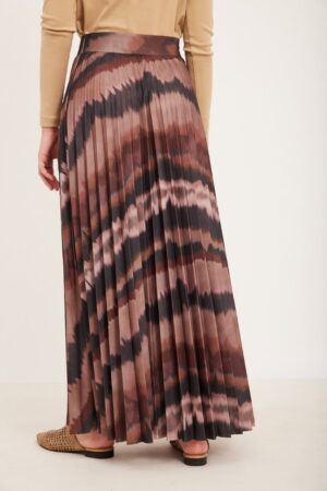 רצועה מקסי מחçiור מפוסל עם דרור צבעוני באורדמן.