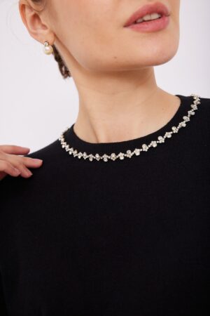 חולצת שרשרת אבנים