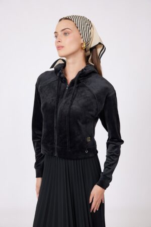 קפוצ'ון קטיפה קצר שחור