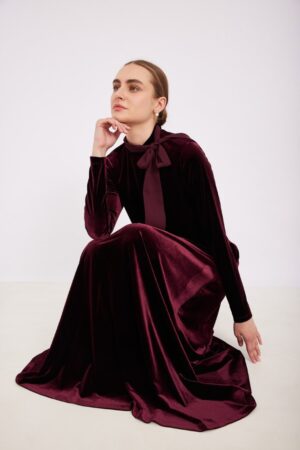 שמלת קטיפה קשירה בורדו